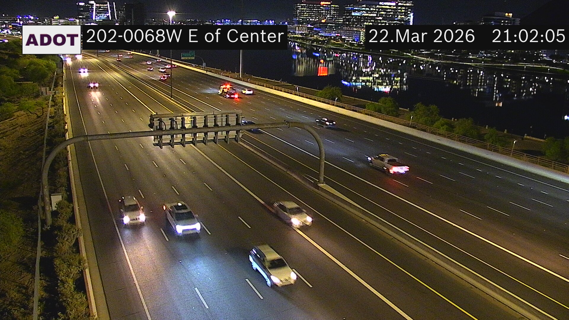 SR-202 @E of Center Pkwy live webcam
