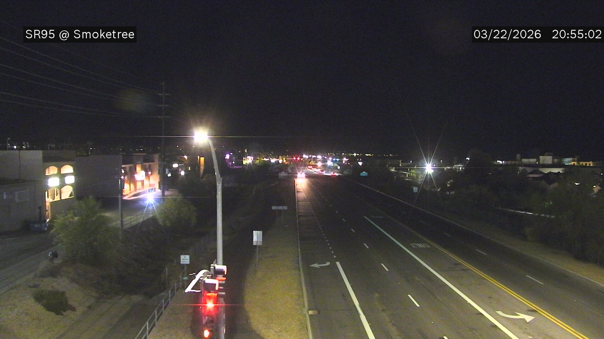 SR-95 @Smoketree live webcam